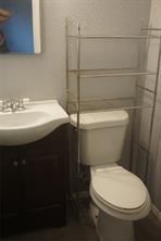 112 S Lynn Avenue - Photo 13