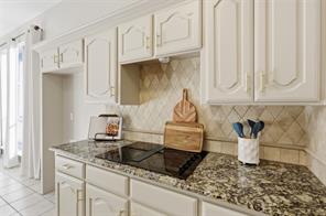 6207 Millwood Court - Photo 12