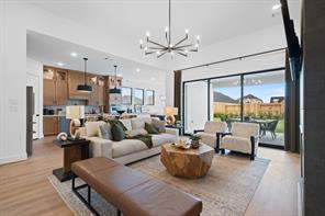 1605 Briscoe - Photo 4