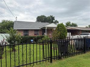 3514 Ingersoll Street - Photo 1