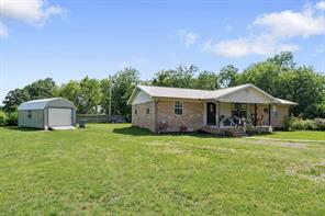 236 Circle Drive - Photo 2