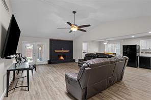 1644 Glenhill Lane - Photo 4