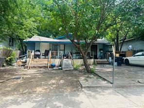 2719 Wilkinson Avenue - Photo 1