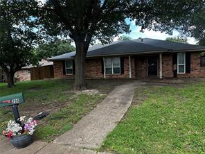 208 Connie Drive - Photo 1