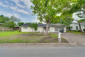 1425 Ridgecrest Drive - Photo 1