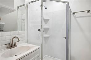 8141 Rosemont Drive - Photo 39