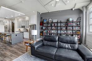 2600 W 7th Street - Photo 3