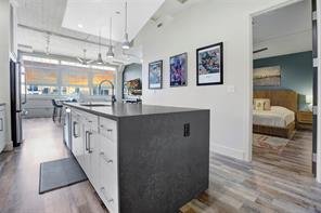 2600 W 7th Street - Photo 8
