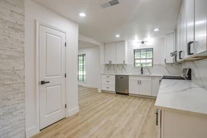 2601 Briarwood Drive - Photo 13