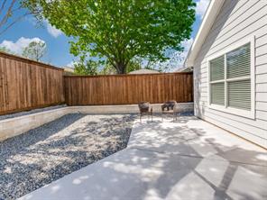 1305 GREENBRIAR Lane - Photo 11