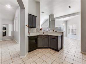 1305 GREENBRIAR Lane - Photo 7