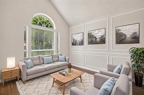 358 Fairlanding Avenue - Photo 4