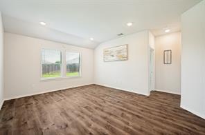 905 English Drive - Photo 2
