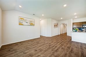 905 English Drive - Photo 3
