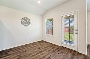 905 English Drive - Photo 9