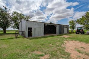 1527 CR 165 - Photo 31