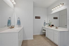 809 Violet Way - Photo 21