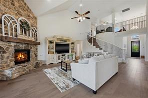 809 Violet Way - Photo 4