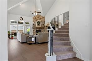 809 Violet Way - Photo 6
