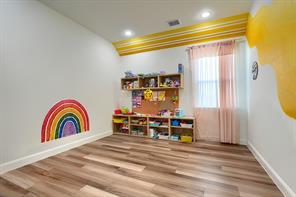 2532 Blackpool Court - Photo 17