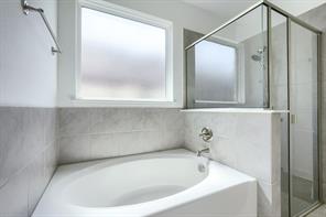 2532 Blackpool Court - Photo 22