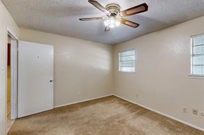 4501 Trowbridge Drive - Photo 26