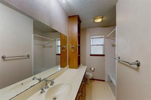 4501 Trowbridge Drive - Photo 27
