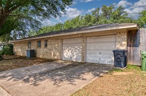 4501 Trowbridge Drive - Photo 39