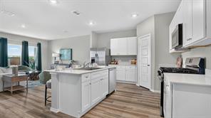 2800 HAWK Drive - Photo 5