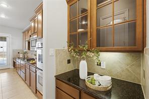 5700 Waterford Lane - Photo 9