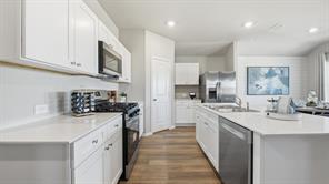 2801 FLOWERS Drive - Photo 4