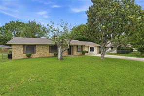 108 Loraine Street - Photo 2
