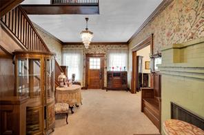 615 E Franklin Street - Photo 1