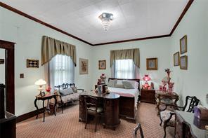 615 E Franklin Street - Photo 14