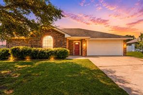 104 W Jade Drive - Photo 1