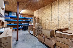 10630 Private Road 1310 - Photo 14