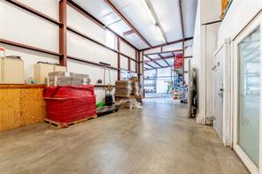 10630 Private Road 1310 - Photo 17