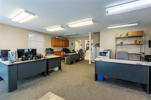 10630 Private Road 1310 - Photo 7