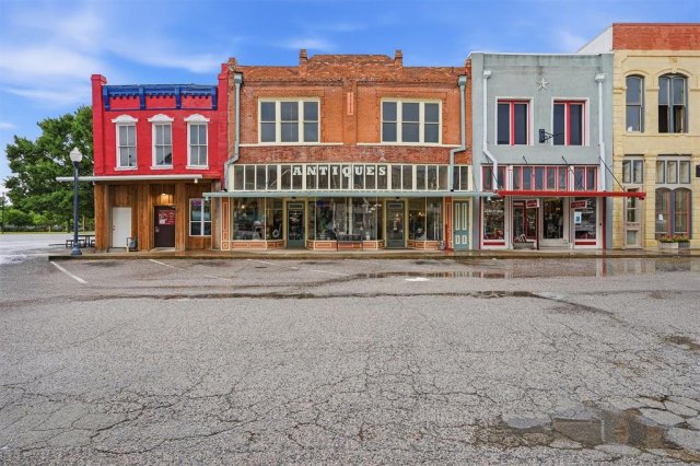 321 N Main Street