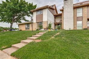 1402 S Carrier Parkway - Photo 1