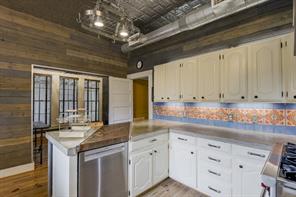 708 W Marvin Avenue - Photo 12