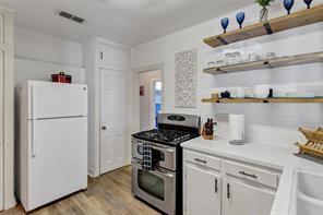 201 S Jones Street - Photo 19