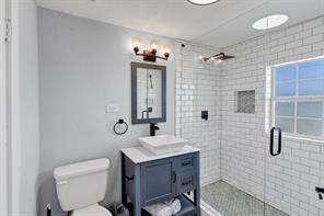 201 S Jones Street - Photo 6
