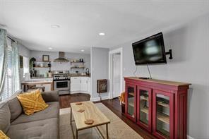 201 S Jones Street - Photo 9