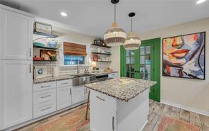 2523 McKenzie Avenue - Photo 13
