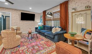 2523 McKenzie Avenue - Photo 6