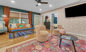 2523 McKenzie Avenue - Photo 8