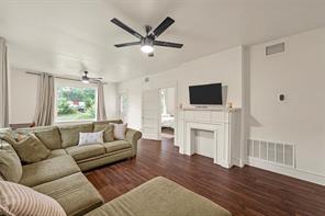 1609 Reuter Avenue - Photo 3