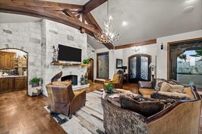 1025 Pecan Ridge - Photo 8