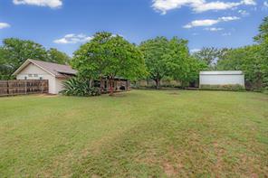 4111 Davis Road - Photo 27